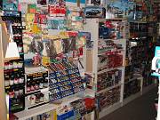 shops3.jpg (8972 bytes)